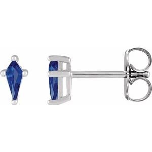 Kite 4-Prong Stud Earrings